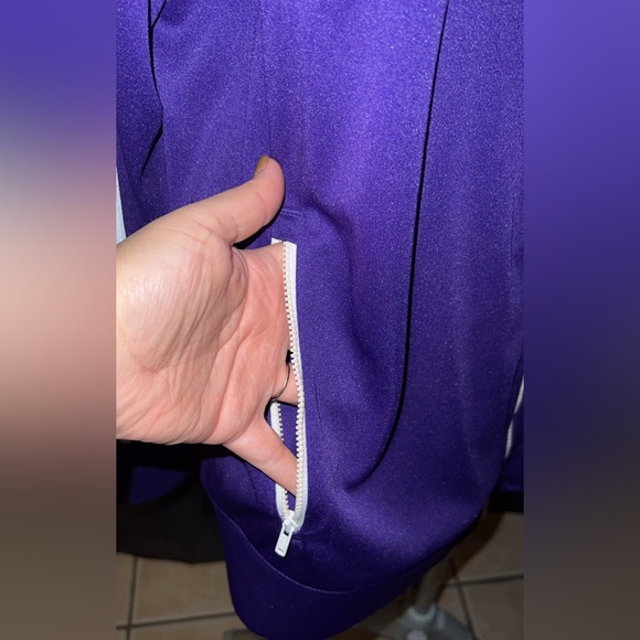 Vintage Adidas Purple Los Angeles Lakers Jacket - Picture 7 of 11